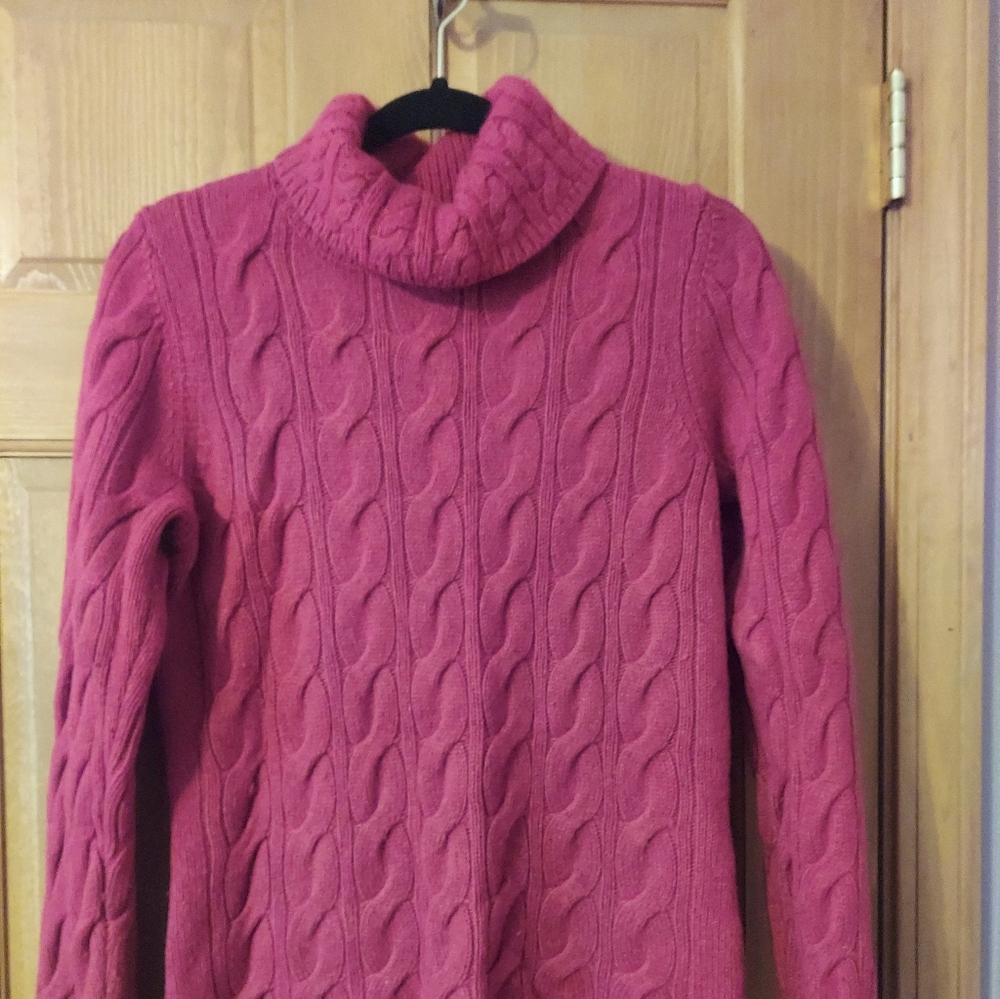Ladies Size Medium LL Bean Turtleneck Sweater